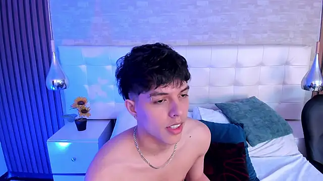 DamiaanXx online show from 05-09-26, 02:11