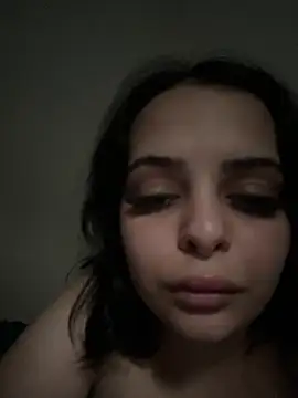 MiaKittyx0 online show from 07-09-26, 04:33