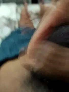 smalldick691333 online show from 04-19-26, 06:46