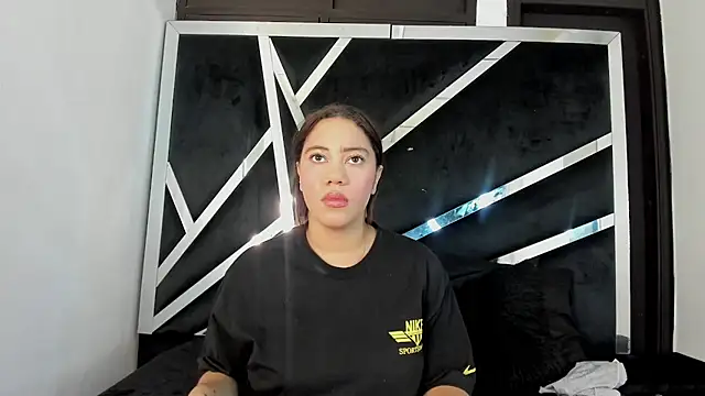 Daphne cuteht online show from 04-09-26, 08:47