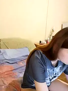 JessicaHolland1 online show from 04-13-26, 05:29