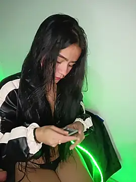 Mia Flamee online show from 04-11-26, 11:03