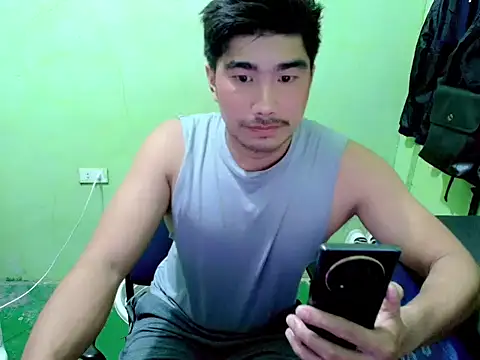 Snapshot of Hunkfireman chatting on 04-04-26, 01:52 Hunkfireman online show from 04-04-26, 01:52