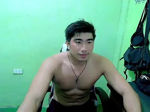 Hunkfireman online show from 06-15-26, 01:19