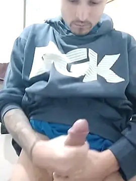 Snapshot of Joelcio19cm chatting on 05-09-26, 03:34 Joelcio19cm online show from 05-09-26, 03:34