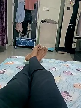Snapshot of rajsinghfucking chatting on 04-15-26, 05:20 rajsinghfucking online show from 04-15-26, 05:20