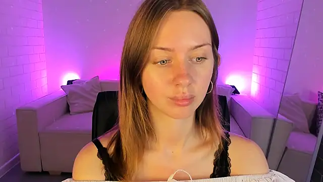 MeganClapp online show from 06-03-26, 05:21