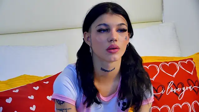YasminnStorm online show from 05-08-26, 04:40