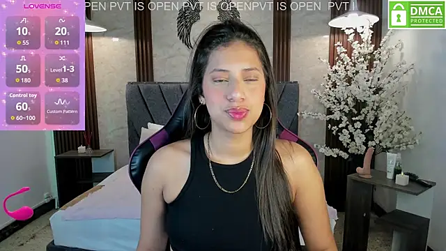 Snapshot of Atiena_ chatting on 04-28-26, 07:19 Atiena online show from 04-28-26, 07:19