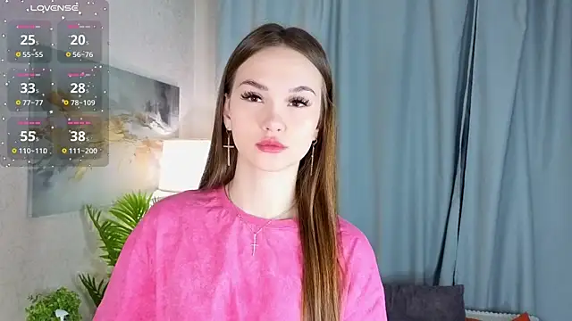 LuraPodraza online show from 07-17-26, 04:45