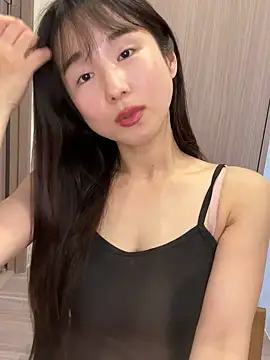 Snapshot of Hinako_0012 chatting on 05-22-26, 04:08 Hinako 0012 online show from 05-22-26, 04:08