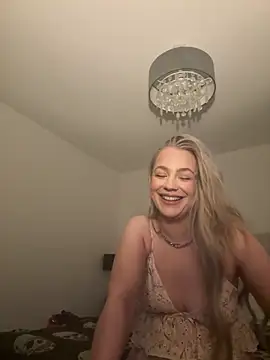 Snapshot of Alexiahaven chatting on 04-19-26, 06:10 Alexiahaven online show from 04-19-26, 06:10