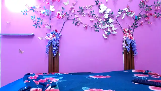 Snapshot of starfishanal21 chatting on 04-08-26, 07:14 starfishanal21 online show from 04-08-26, 07:14