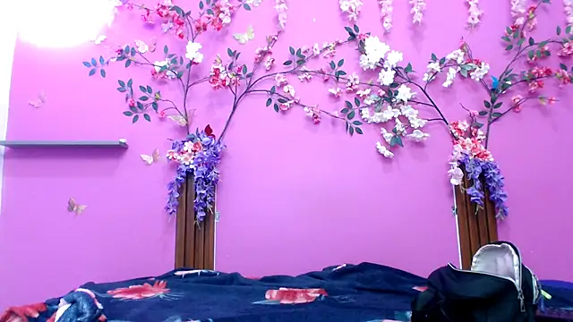 Snapshot of starfishanal21 chatting on 04-11-26, 07:29 starfishanal21 online show from 04-11-26, 07:29