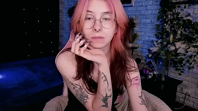 Alice Nyx online show from 06-26-26, 07:40