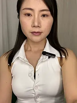 yaya0302 online show from 04-17-26, 03:31