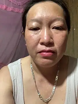 Snapshot of candy-beo chatting on 04-18-26, 07:58 candy-beo online show from 04-18-26, 07:58