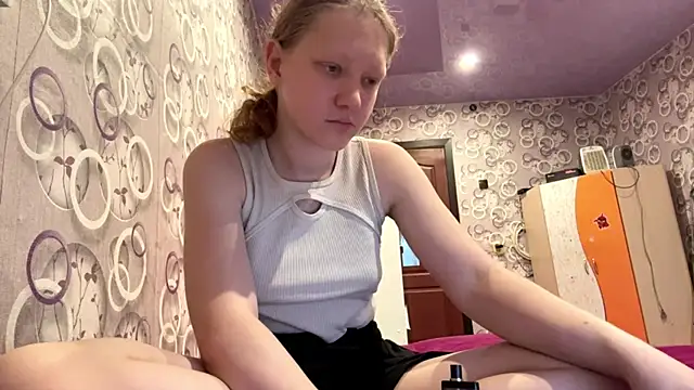 BirgitKamal online show from 07-28-26, 04:39