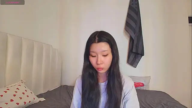 Snapshot of ayasinji chatting on 05-27-26, 03:25 ayasinji online show from 05-27-26, 03:25