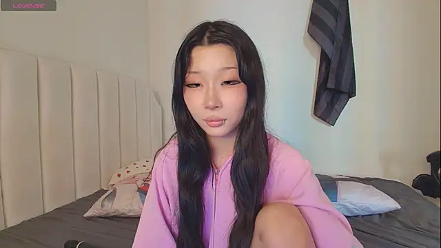 Snapshot of ayasinji chatting on 05-28-26, 03:26 ayasinji online show from 05-28-26, 03:26