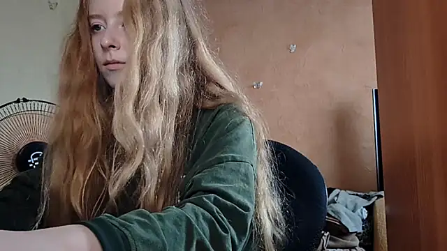KateVibe 01 online show from 07-15-26, 04:51