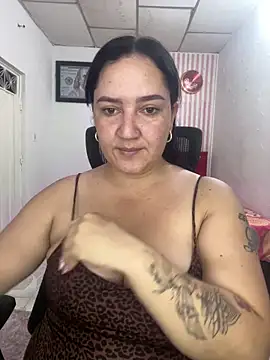 Snapshot of Fresita-12 chatting on 05-04-26, 12:50 Fresita-12 online show from 05-04-26, 12:50