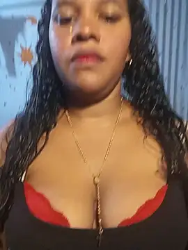 Snapshot of michelle_castillo chatting on 05-20-26, 08:26 michelle castillo online show from 05-20-26, 08:26