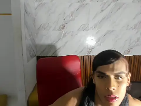 Snapshot of stefani_robles chatting on 05-18-26, 11:54 stefani robles online show from 05-18-26, 11:54