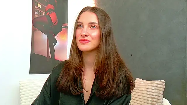 Amira a online show from 07-16-26, 04:40