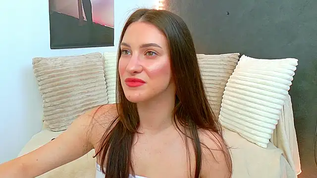 Amira a online show from 07-20-26, 04:38