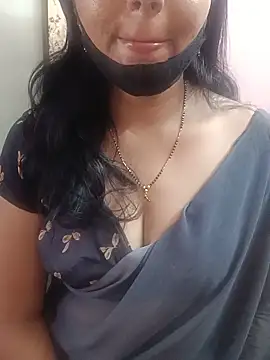 Snapshot of flora-jasmine-telugu chatting on 05-14-26, 10:00 flora-jasmine-telugu online show from 05-14-26, 10:00