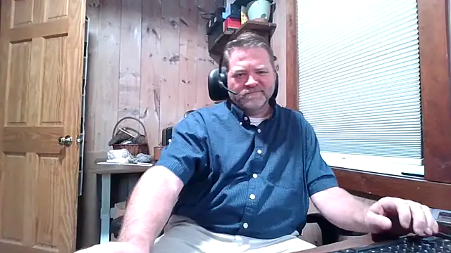 Snapshot of JJ_CONN78 chatting on 04-20-26, 02:42 JJ CONN78 online show from 04-20-26, 02:42