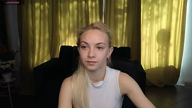 SonnySofia online show from 05-06-26, 05:35