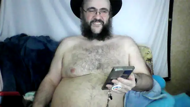 BriTheTopBear online show from 04-14-26, 03:12