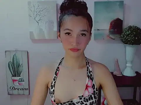 Mystic haraxx online show from 05-27-26, 06:54