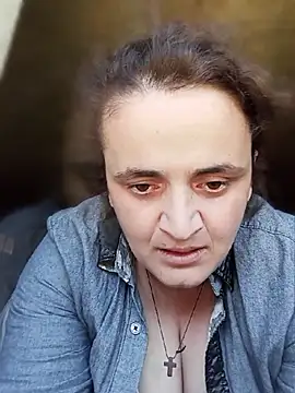 Snapshot of AnabelBexley chatting on 04-15-26, 10:22 AnabelBexley online show from 04-15-26, 10:22