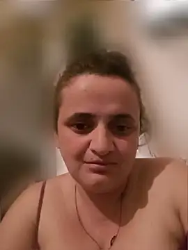 Snapshot of AnabelBexley chatting on 04-27-26, 04:49 AnabelBexley online show from 04-27-26, 04:49