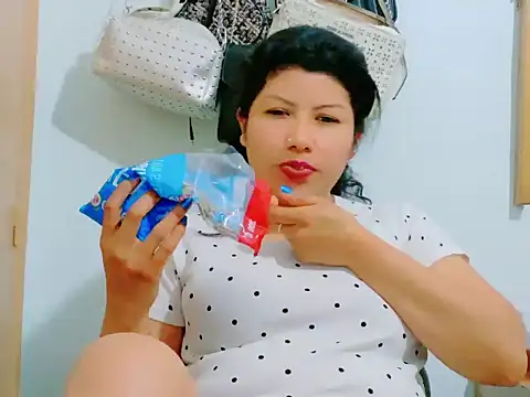 MojaditPussy online show from 05-13-26, 06:16