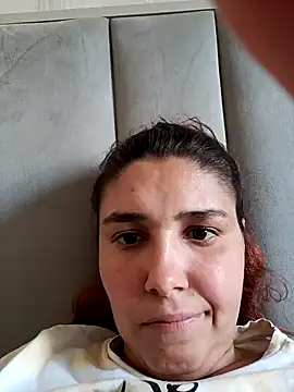 Iukia online show from 04-06-26, 02:40