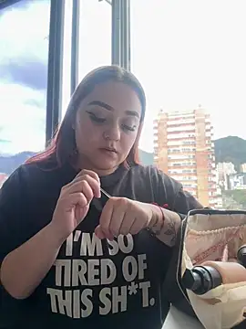 Snapshot of ziara_white chatting on 04-07-26, 07:47 ziara white online show from 04-07-26, 07:47