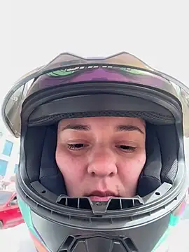 Snapshot of ziara_white chatting on 04-11-26, 07:18 ziara white online show from 04-11-26, 07:18