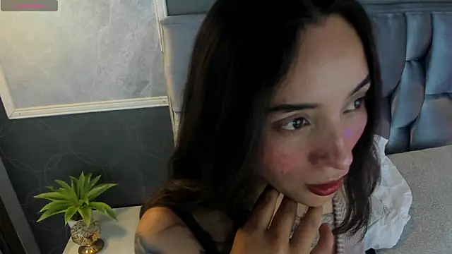Snapshot of Cata_Jonees chatting on 04-15-26, 07:58 Cata Jonees online show from 04-15-26, 07:58