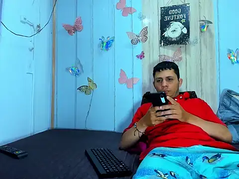 romeojupi online show from 04-18-26, 02:59
