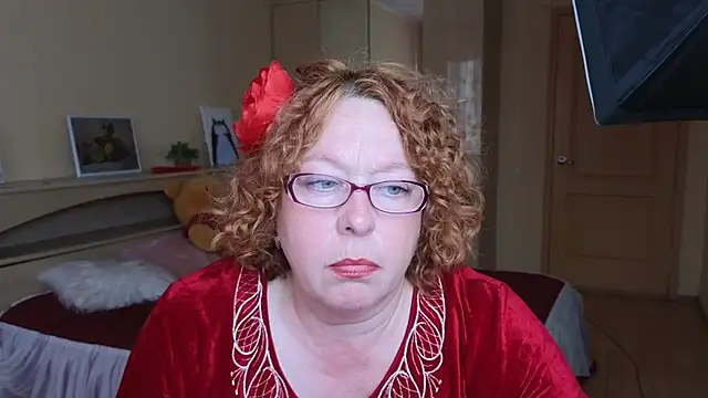 Fara Flutte online show from 05-17-26, 10:33