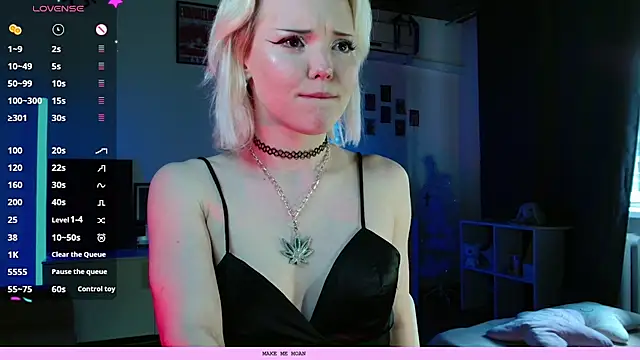 Snapshot of evianlui chatting on 06-16-26, 09:12 evianlui online show from 06-16-26, 09:12