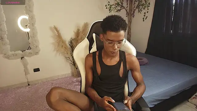 Snapshot of IamAndrey chatting on 04-13-26, 03:28 IamAndrey online show from 04-13-26, 03:28