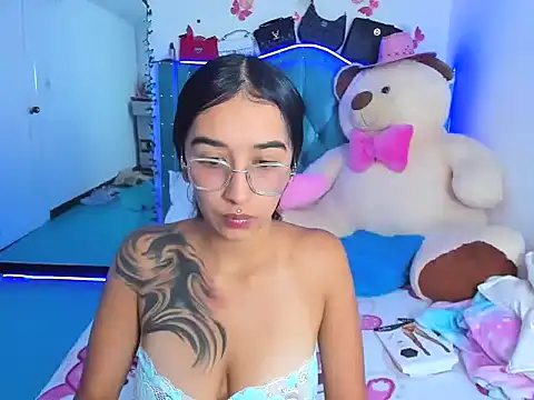 valery taylor 1 online show from 04-11-26, 05:56