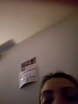 Kkvggzuu78 online show from 04-17-26, 04:15