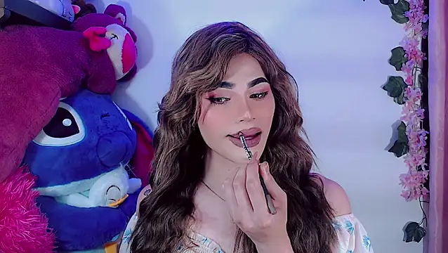 Snapshot of Usha_Cute chatting on 04-07-26, 08:42 Usha Cute online show from 04-07-26, 08:42