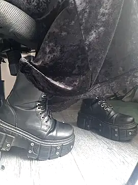 seijaku  online show from 04-27-26, 04:38